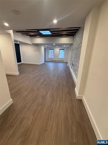 7 E Ridgewood Avenue 3rd Floor, Ridgewood, NJ 07450