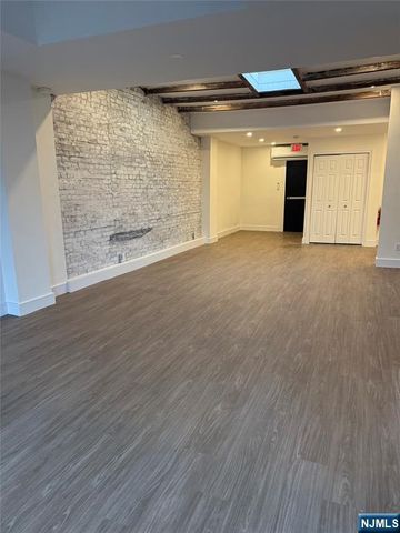 7 E Ridgewood Avenue 3rd Floor, Ridgewood, NJ 07450