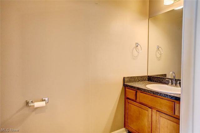 1210 E Chapman Lane 6, Medina, OH 44256