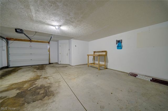 1210 E Chapman Lane 6, Medina, OH 44256