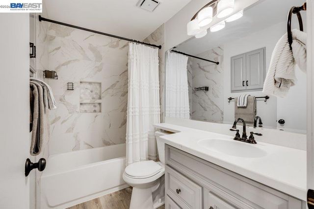 25084 Vista Greens Ct, Hayward, CA 94541