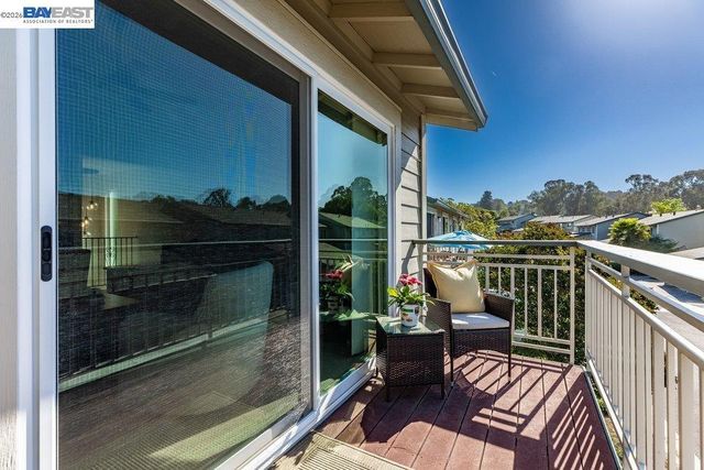 25084 Vista Greens Ct, Hayward, CA 94541