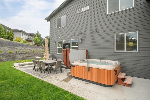 20409 E Happy Trails Ln, Otis Orchards, WA 99027