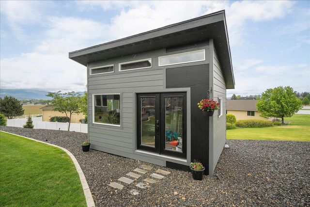 20409 E Happy Trails Ln, Otis Orchards, WA 99027
