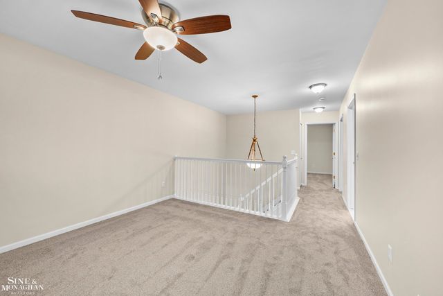 8136 Springdale Drive, White Lake, MI 48386