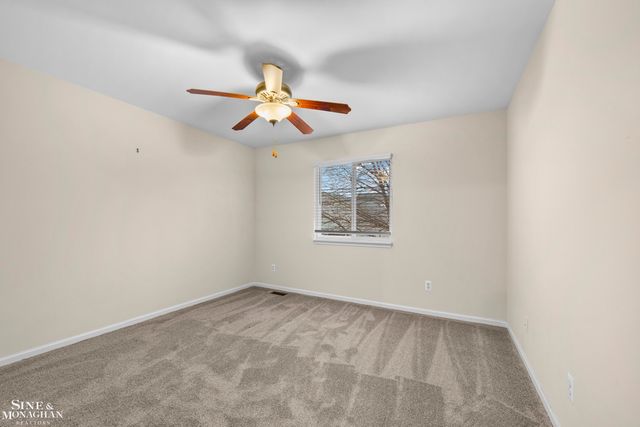 8136 Springdale Drive, White Lake, MI 48386