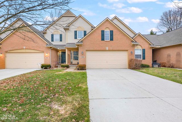 8136 Springdale Drive, White Lake, MI 48386