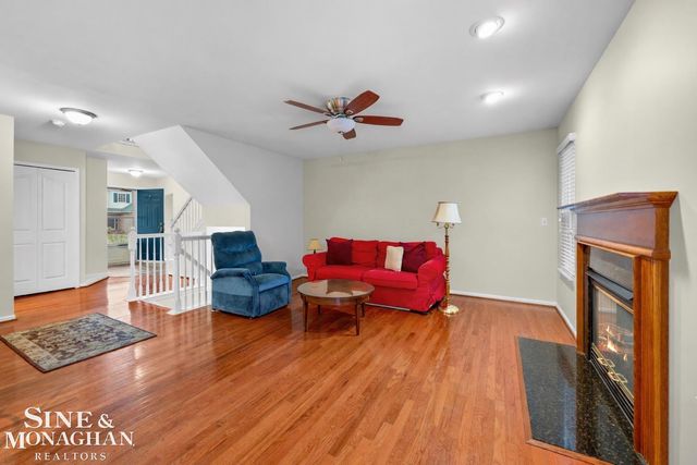 8136 Springdale Drive, White Lake, MI 48386