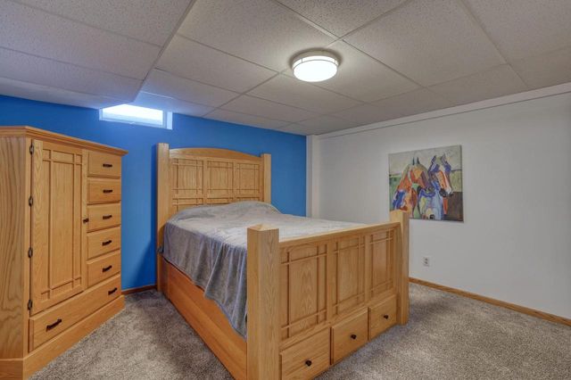 N29W26677 Peterson DRIVE, Pewaukee, WI 53072