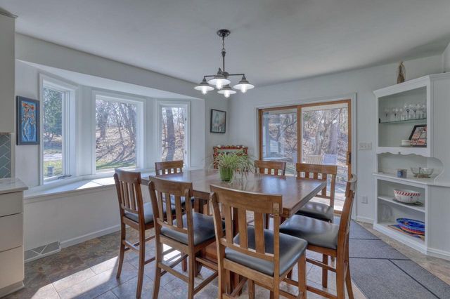 N29W26677 Peterson DRIVE, Pewaukee, WI 53072