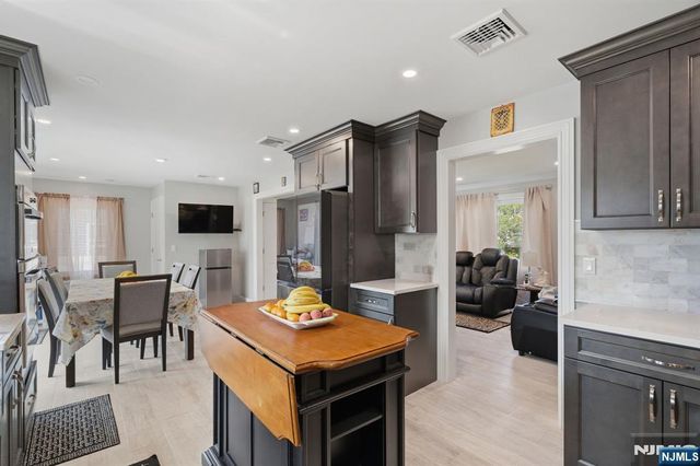 170 Mount Pleasant Avenue, Wallington, NJ 07057