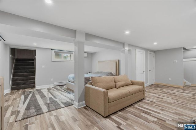 170 Mount Pleasant Avenue, Wallington, NJ 07057