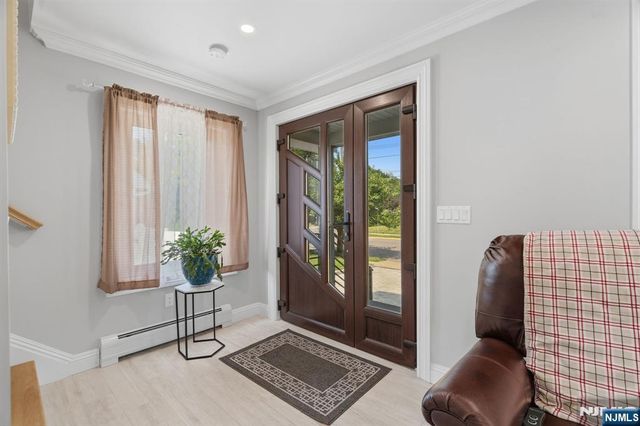 170 Mount Pleasant Avenue, Wallington, NJ 07057