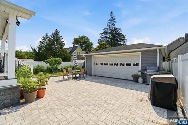 170 Mount Pleasant Avenue, Wallington, NJ 07057