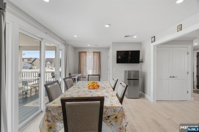 170 Mount Pleasant Avenue, Wallington, NJ 07057