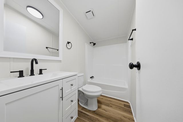 304 Ridgelake RD, Goodview, VA 24095