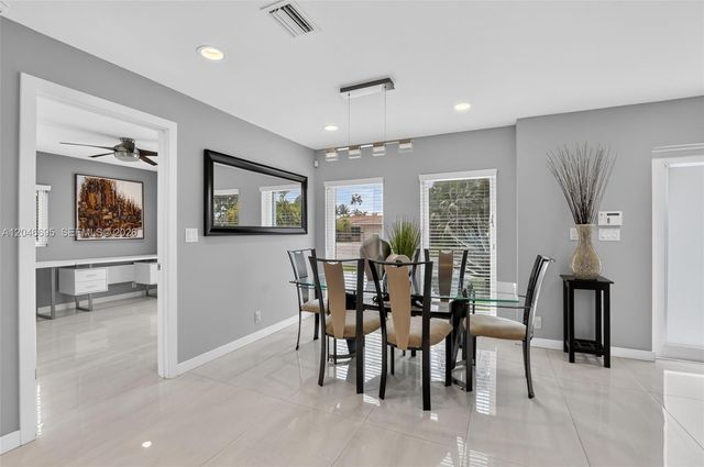 966 SE 9th Avenue, Pompano Beach, FL 33060