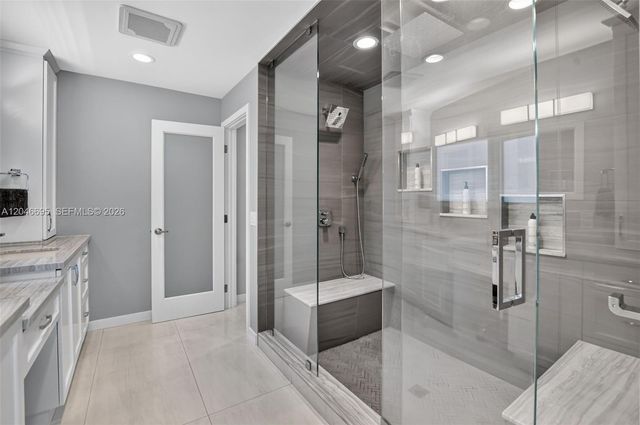 966 SE 9th Avenue, Pompano Beach, FL 33060