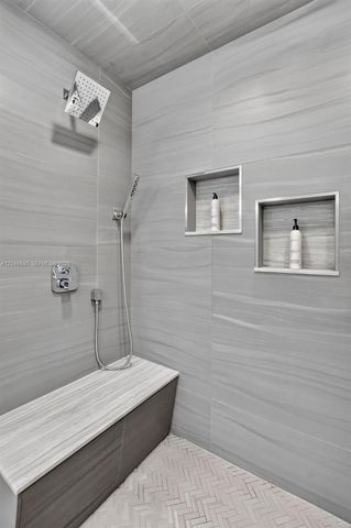 966 SE 9th Avenue, Pompano Beach, FL 33060
