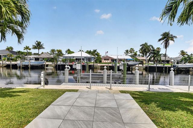 966 SE 9th Avenue, Pompano Beach, FL 33060