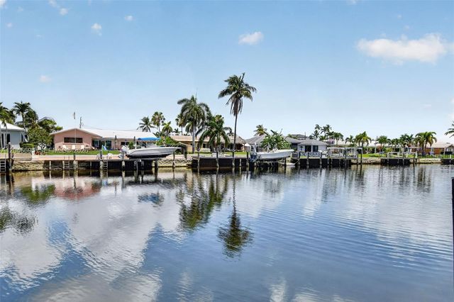966 SE 9th Avenue, Pompano Beach, FL 33060