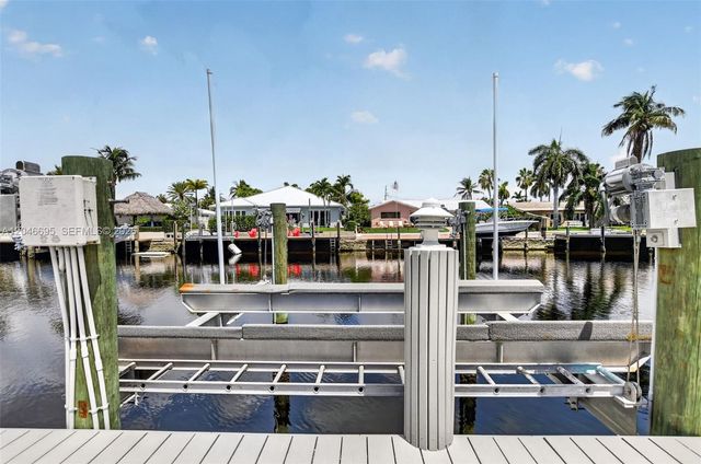 966 SE 9th Avenue, Pompano Beach, FL 33060