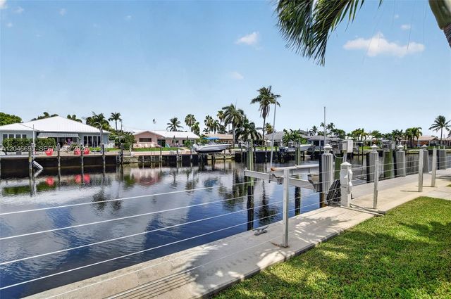 966 SE 9th Avenue, Pompano Beach, FL 33060