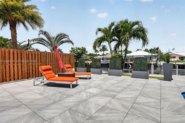 966 SE 9th Avenue, Pompano Beach, FL 33060