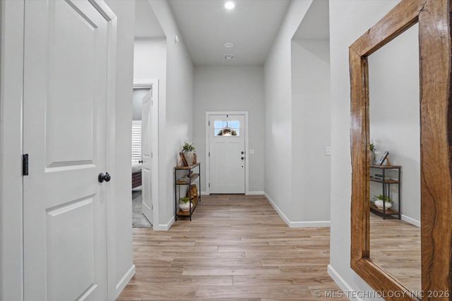 18977 E Ridgeline Road, Catoosa, OK 74015