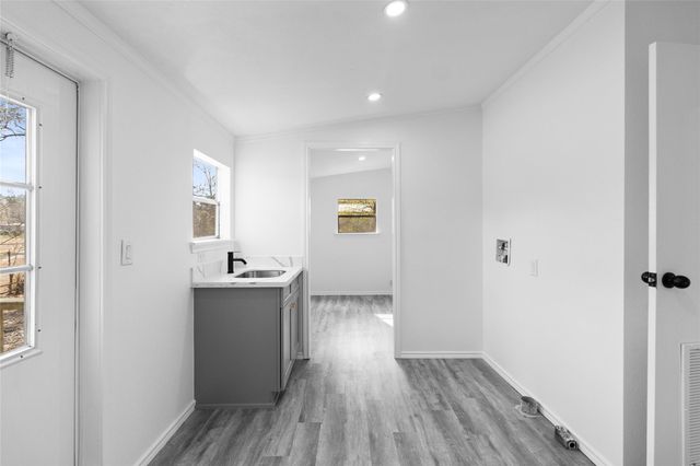 11759 W Hollyhill Drive, Plantersville, TX 77363