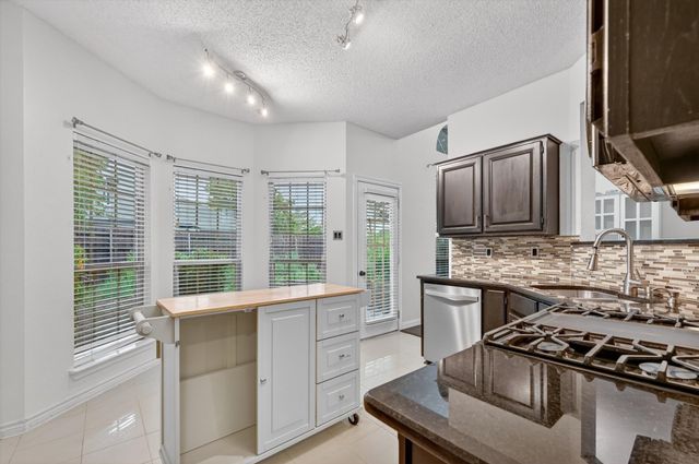 820 Wynnpage Lane, Plano, TX 75075