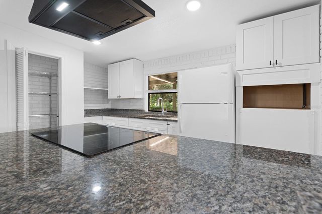 12616 THONOTOSASSA ROAD, Thonotosassa, FL 33592