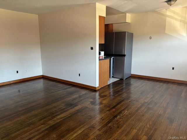 21 Route 17 3, Tuxedo Park, NY 10987