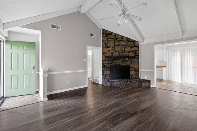 4831 SUMMITRIDGE DR, Memphis, TN 38128