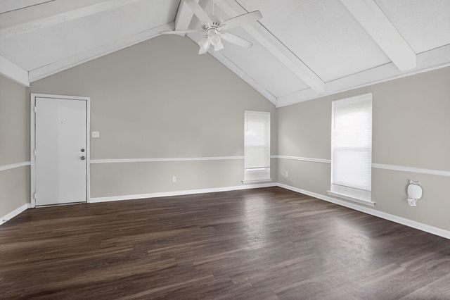 4831 SUMMITRIDGE DR, Memphis, TN 38128