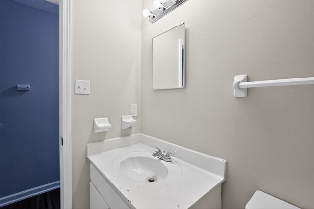 4831 SUMMITRIDGE DR, Memphis, TN 38128