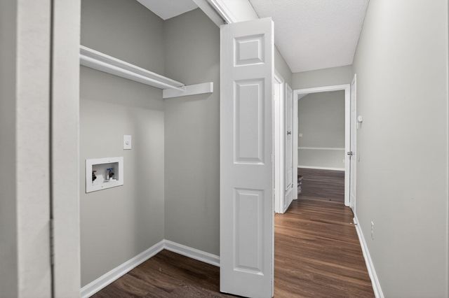 4831 SUMMITRIDGE DR, Memphis, TN 38128