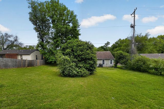 4831 SUMMITRIDGE DR, Memphis, TN 38128