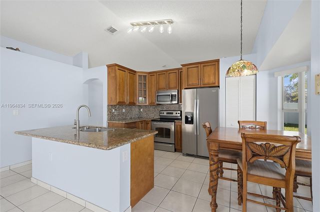 12801 SW 20th St, Miramar, FL 33027