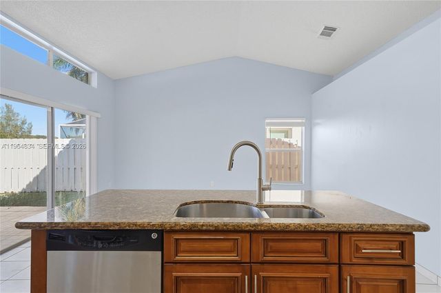 12801 SW 20th St, Miramar, FL 33027