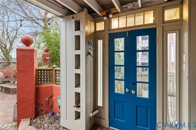 2601 E Franklin St, Richmond, VA 23223