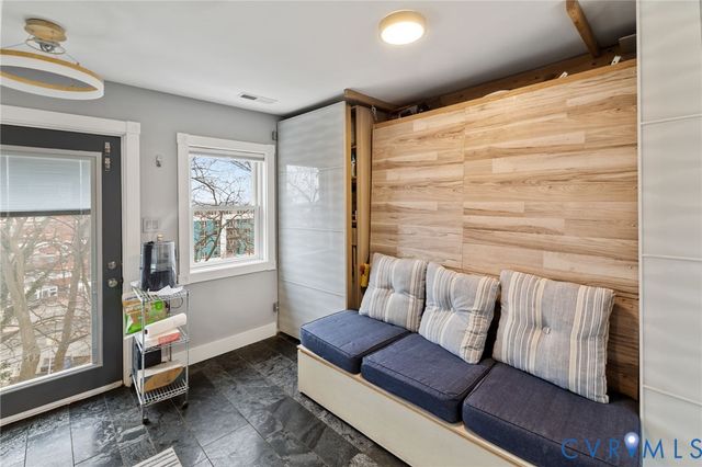 2601 E Franklin St, Richmond, VA 23223