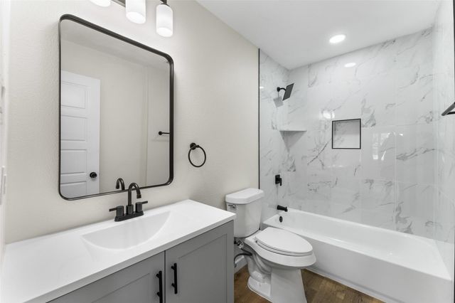 720 BURLESON Street, Grand Prairie, TX 75050