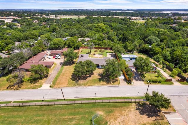 720 BURLESON Street, Grand Prairie, TX 75050