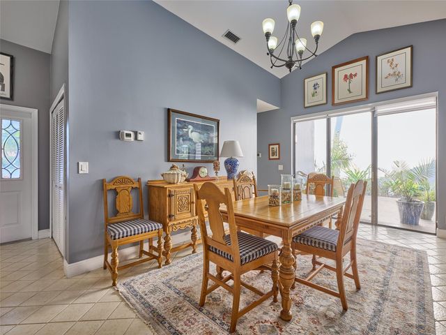 19284 Cherry Hills Ter, Boca Raton, FL 33498