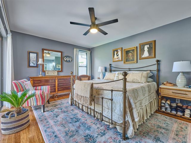 19284 Cherry Hills Ter, Boca Raton, FL 33498