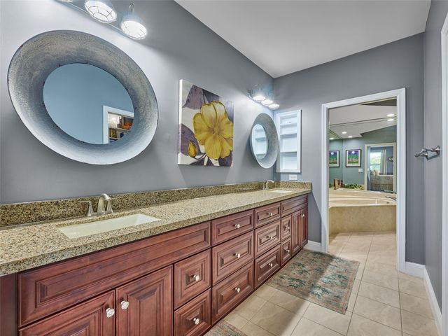 19284 Cherry Hills Ter, Boca Raton, FL 33498