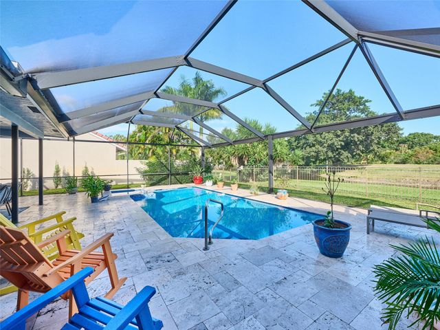 19284 Cherry Hills Ter, Boca Raton, FL 33498