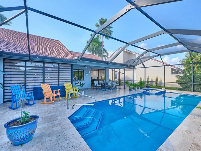 19284 Cherry Hills Ter, Boca Raton, FL 33498