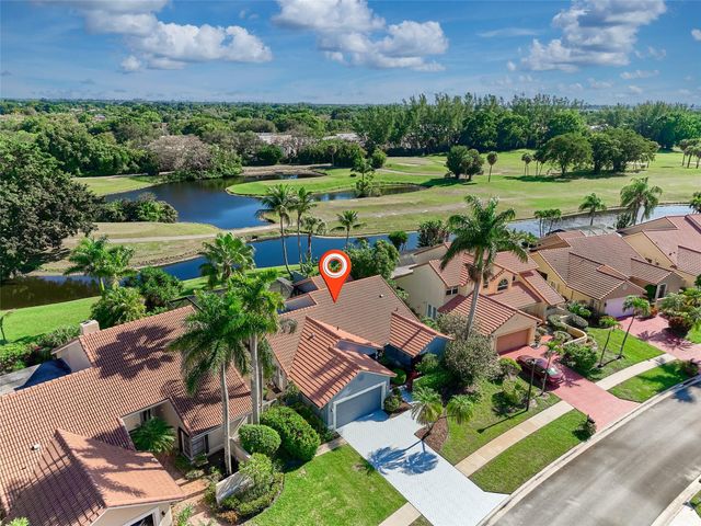 19284 Cherry Hills Ter, Boca Raton, FL 33498